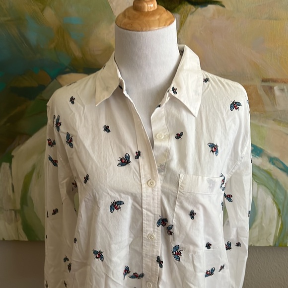 Equipment Femme Bee Print Button Down Shirt White Blue Cotton size small - Picture 7 of 16